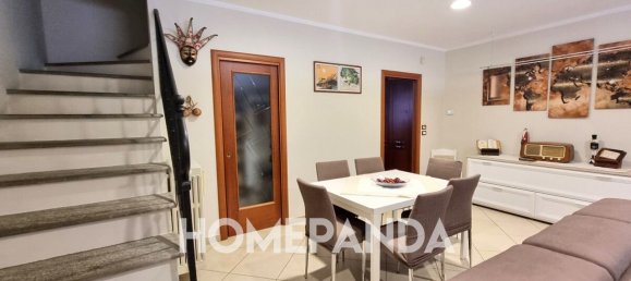 Villa de 4 habitaciónes en Moncalieri, Italy No. 353763 5