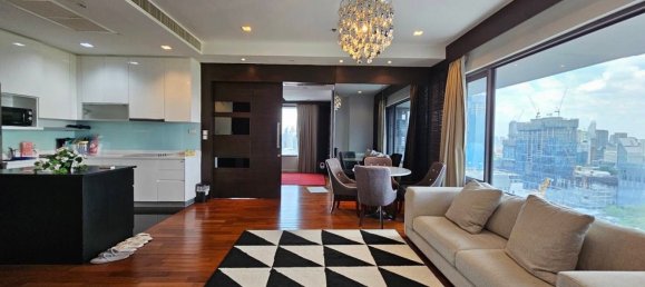 Apartamento com 2 quartos em condomínio em Sathon, Thailand N.º 64541 2