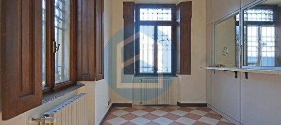 Вилла с 10 комнатами в Эдоло, Италия № 122256 39