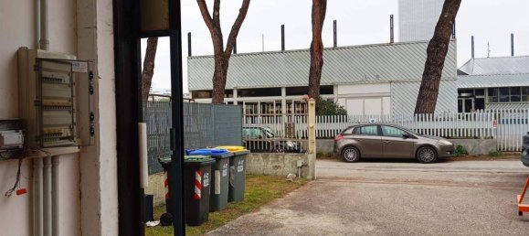 200m² Warehouse in Terni, Italy No. 300424 7