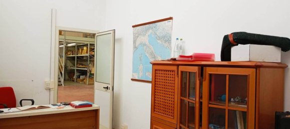 200m² Warehouse in Terni, Italy No. 300424 5