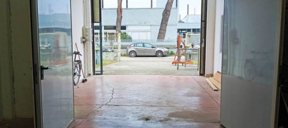 200m² Warehouse in Terni, Italy No. 300424 6