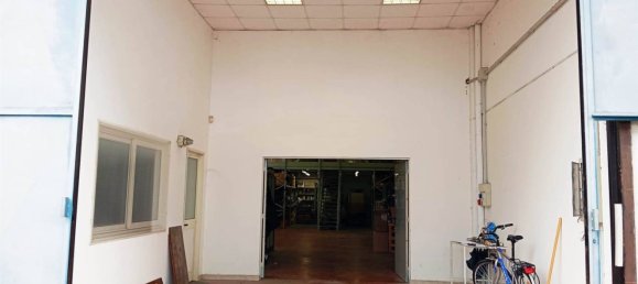 200m² Warehouse in Terni, Italy No. 300424 2