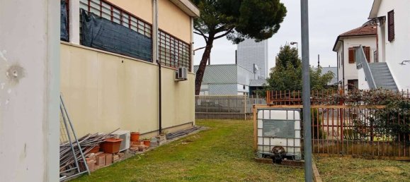 200m² Warehouse in Terni, Italy No. 300424 13