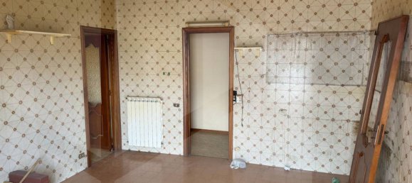 5-Zimmer Wohnung in Nola, Italy, Nr. 22359 12