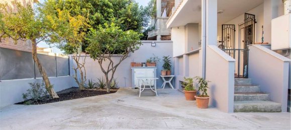 4 rooms Villa in Selargius, Italy No. 262997 2