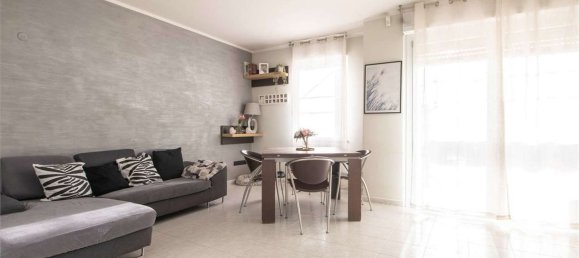 4 rooms Villa in Selargius, Italy No. 262997 8