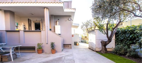 4 rooms Villa in Selargius, Italy No. 262997 29