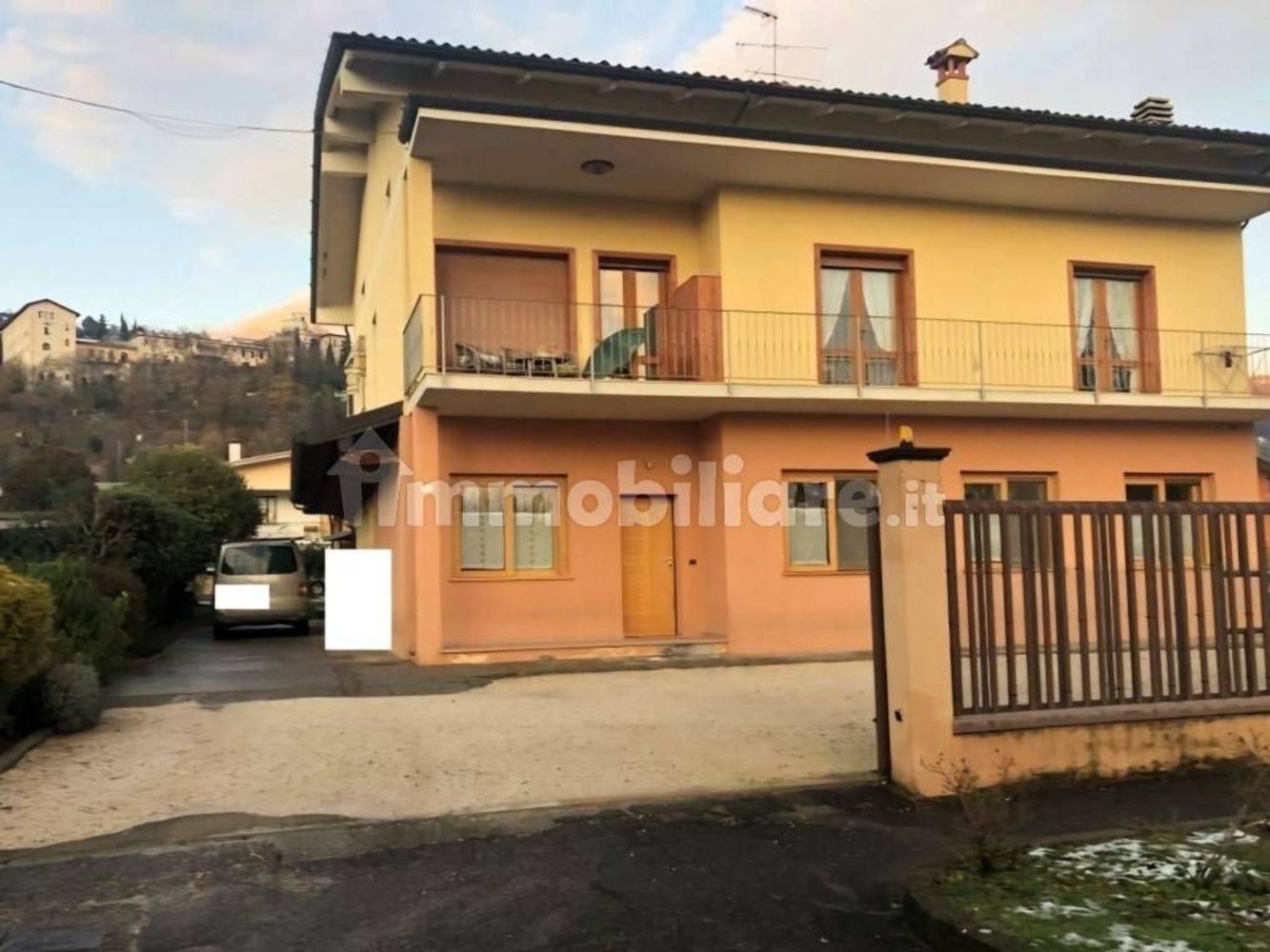 3غرفة شقة في Rodengo Saiano, Italy رقم 207560