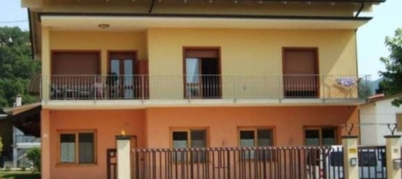 3 rooms Apartment in Rodengo Saiano, Italy No. 207560 2