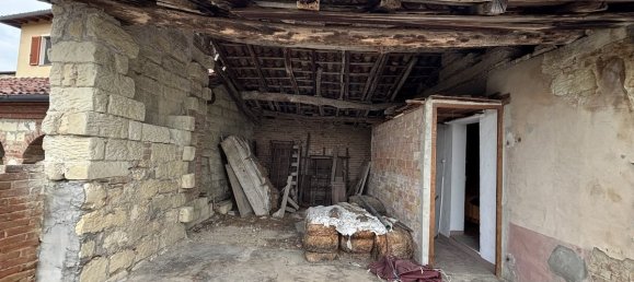 3 bedrooms House in Ottiglio, Italy No. 373932 32