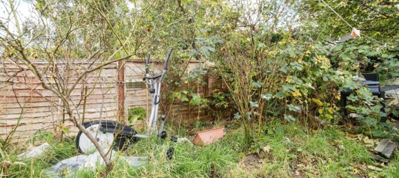 3 bedrooms House in London, United Kingdom No. 11401 30