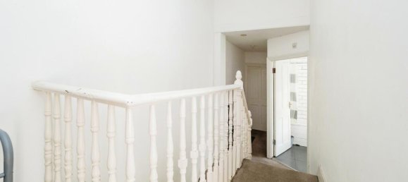 3 bedrooms House in London, United Kingdom No. 11401 10