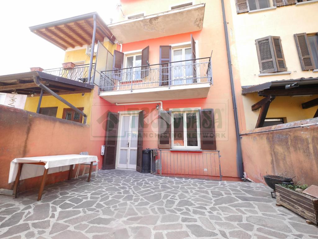 2 Schlafzimmer Haus in Pumenengo, Italy, Nr. 316295