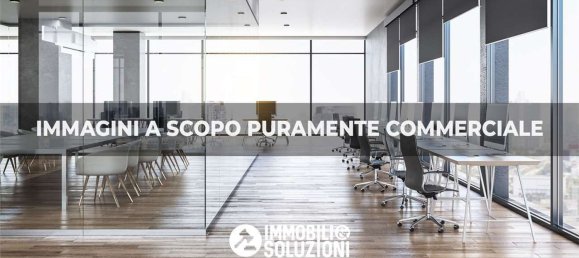 139m² Commercial property in Vercelli, Italy No. 50808 5