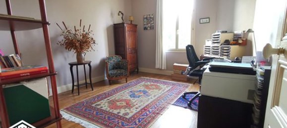 3 Schlafzimmer Haus in Clichy-sous-Bois, France, Nr. 137643 9