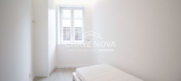 3 bedrooms Apartment in Porto, Portugal No. 53424 12