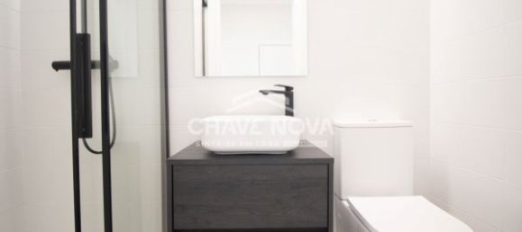 3 bedrooms Apartment in Porto, Portugal No. 53424 13