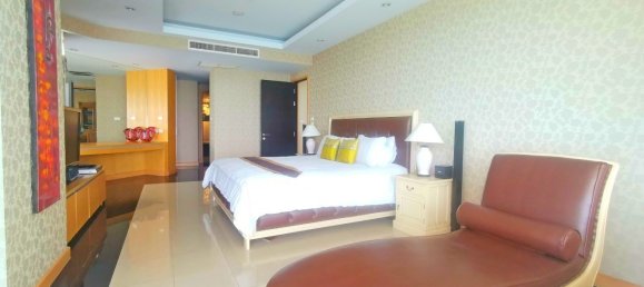 3 bedrooms Condo in Pattaya, Thailand No. 279 19