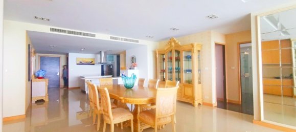 3 bedrooms Condo in Pattaya, Thailand No. 279 8