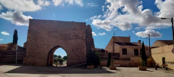 3 bedrooms House in Villalpando, Spain No. 26369 26