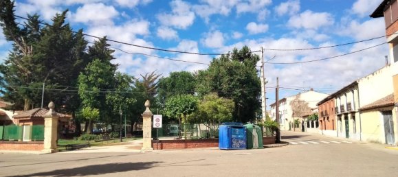 3 bedrooms House in Villalpando, Spain No. 26369 27