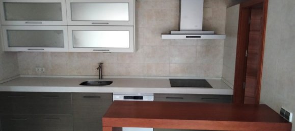 3 bedrooms House in Villalpando, Spain No. 26369 3