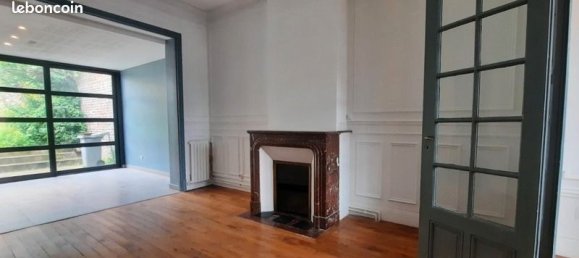 Casa de 3 dormitorios en Saint-Quentin, France No. 62935 16