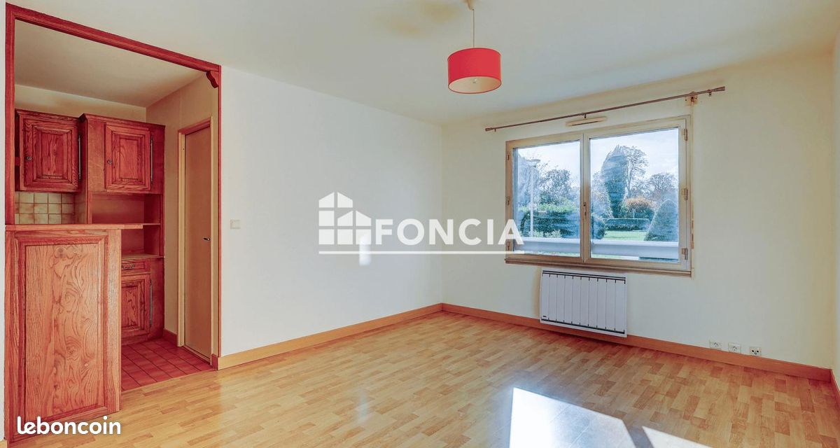 Estudio en Dijon, France No. 260937