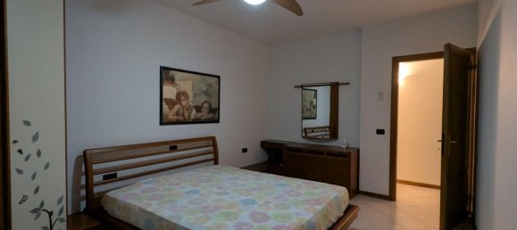 3 rooms Apartment in Cerreto Guidi, Italy No. 199675 46