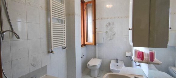 3 rooms Apartment in Cerreto Guidi, Italy No. 199675 41