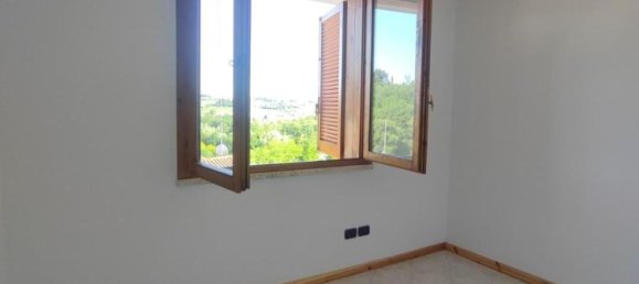 3 rooms Apartment in Cerreto Guidi, Italy No. 199675 36