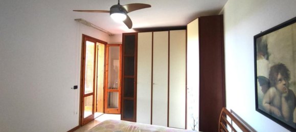 3 rooms Apartment in Cerreto Guidi, Italy No. 199675 9