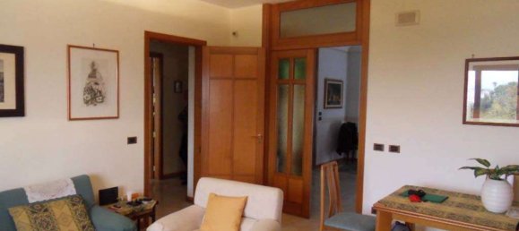 Apartamento de 7 divisões em Novoli, Italy N.º 180975 6