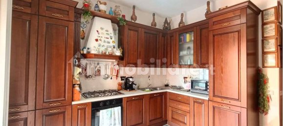 2 bedrooms Apartment in Todi, Italy No. 122427 8