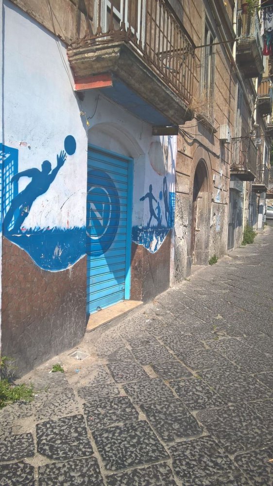 Imóvel comercial em Naples, Italy 45 m² N.º 176216