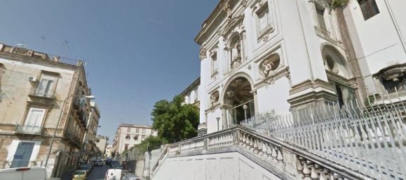 Imóvel comercial em Naples, Italy 45 m² N.º 176216 3