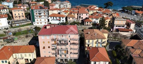 2 Schlafzimmer Wohnung in San Lorenzo al Mare, Italy, Nr. 68330 22