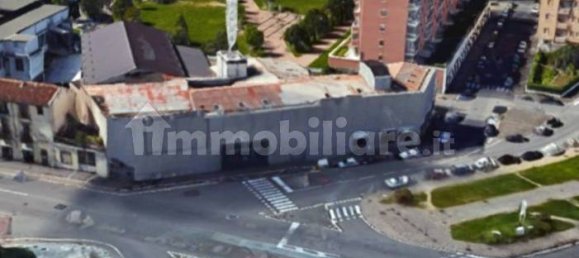 5 rooms Commercial property in Turin, Italy No. 206508 7