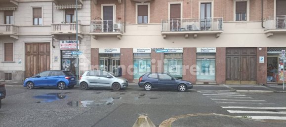 5 rooms Commercial property in Turin, Italy No. 206508 15