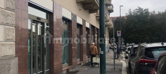 5 rooms Commercial property in Turin, Italy No. 206508 13