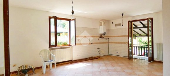 2 bedrooms Apartment in Sesto Calende, Italy No. 90772 8