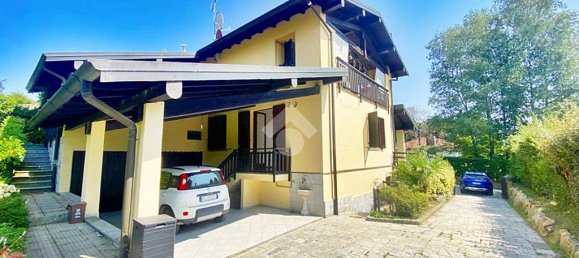 2 bedrooms Apartment in Sesto Calende, Italy No. 90772 5