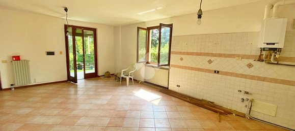 2 bedrooms Apartment in Sesto Calende, Italy No. 90772 10