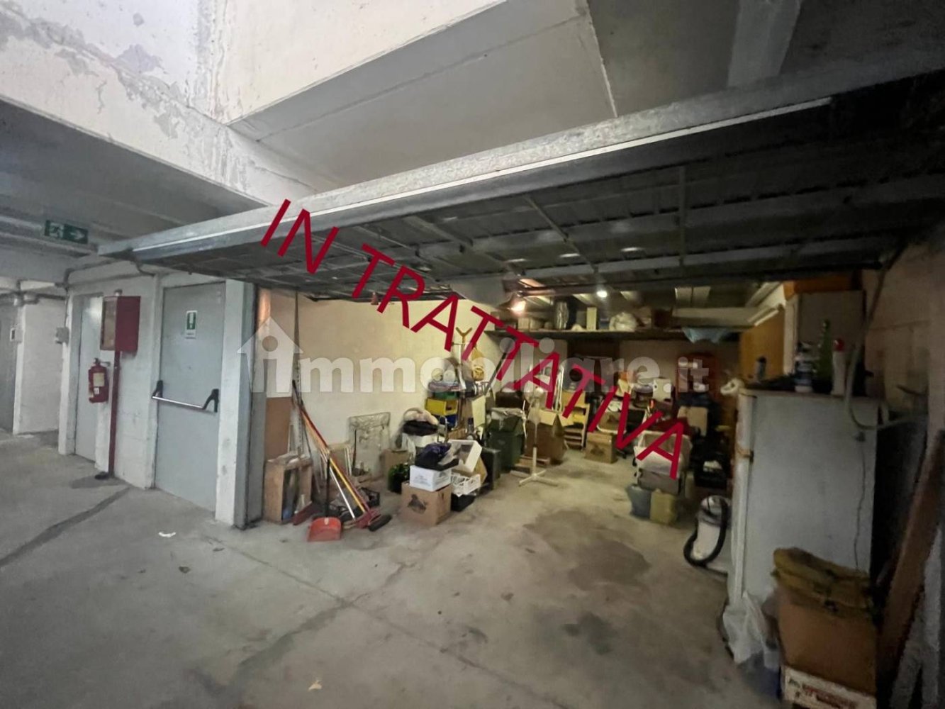 24m² Garage in Rome, Italy No. 207477