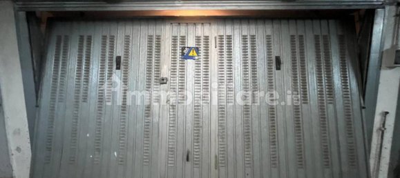 24m² Garage in Rome, Italy No. 207477 9