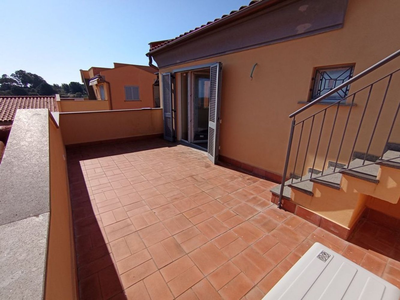 3غرفة شقة في Castiglione della Pescaia, Italy رقم 217377