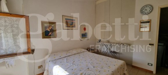 2 Schlafzimmer Haus in Torrita Tiberina, Italy, Nr. 25761 14