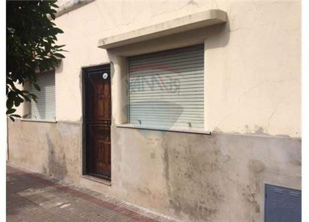 Studio in Avellaneda, Argentina No. 77049