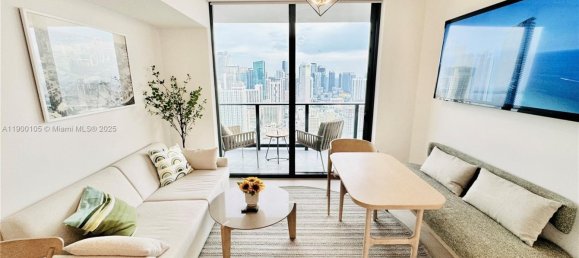 1 chambre propriété commerciale à vendre à Miami, Miami-Dade, Florida, USA № 615810 22